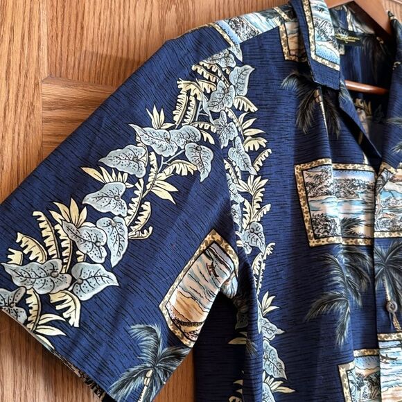 ROYAL CREATIONS Vintage Cotton Hawaiian Button Down Short Sleeve Shirt - Picture 8 of 11